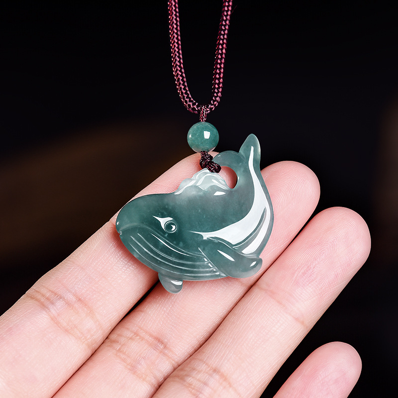 Women Accessories For Gift - Doğal Birmanya Yeşim Taşı Balina Kolye